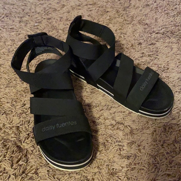 Daisy Fuentes Shoes - daisy fuentes sandals